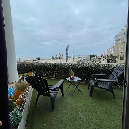 아파트 Magnifique Vue / Terrasse Et Parking Privee 포르니세